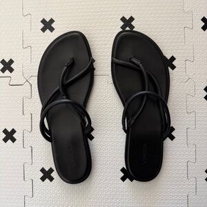 Vince Elisa strappy Black Women's Sandals size 8.5
